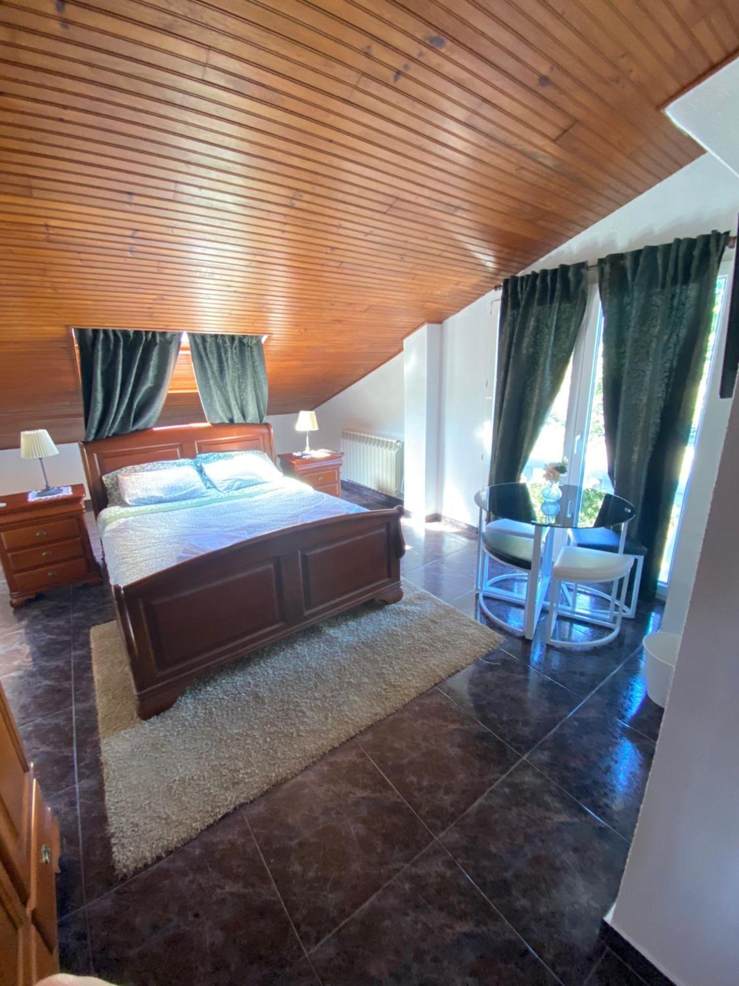Hotel Jmca Castro Urdiales Esterno foto
