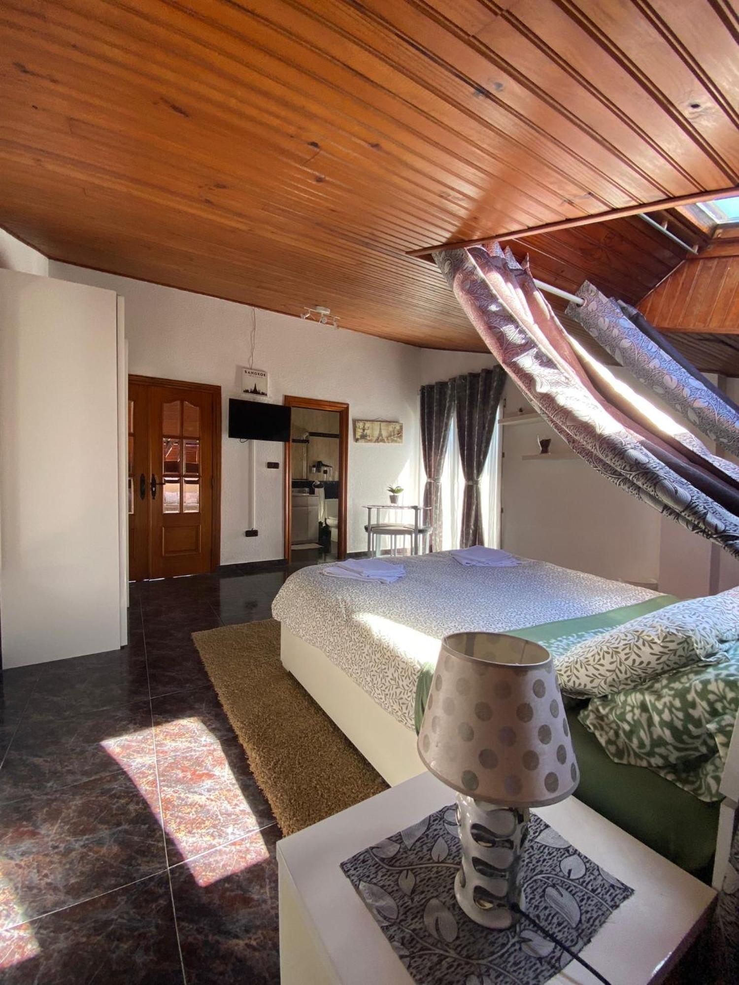 Hotel Jmca Castro Urdiales Esterno foto